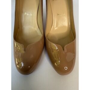 Christian Louboutin Sophia Regina 85 Notched Patent Leather Pumps In Nude‎